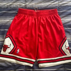 Chicago Bulls Mitchell & Ness 1997-1998 Throwback Retro NBA Shorts Authentic